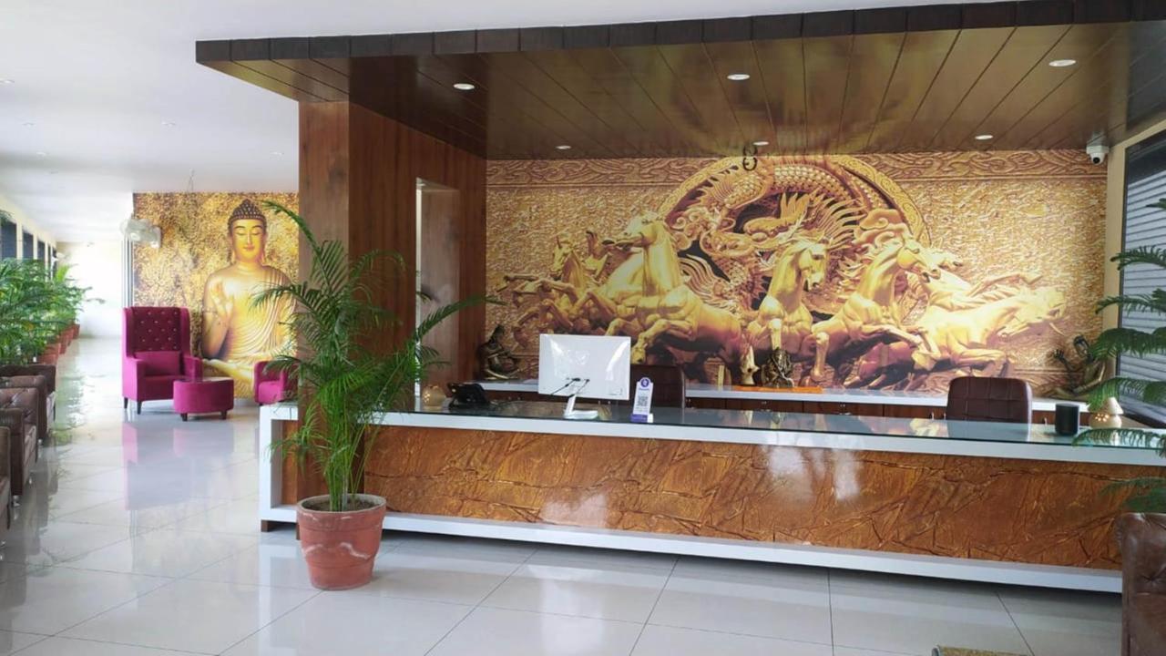 جايبور Rajlaxmi Hotel - Free Airport Pickup And Drop المظهر الخارجي الصورة